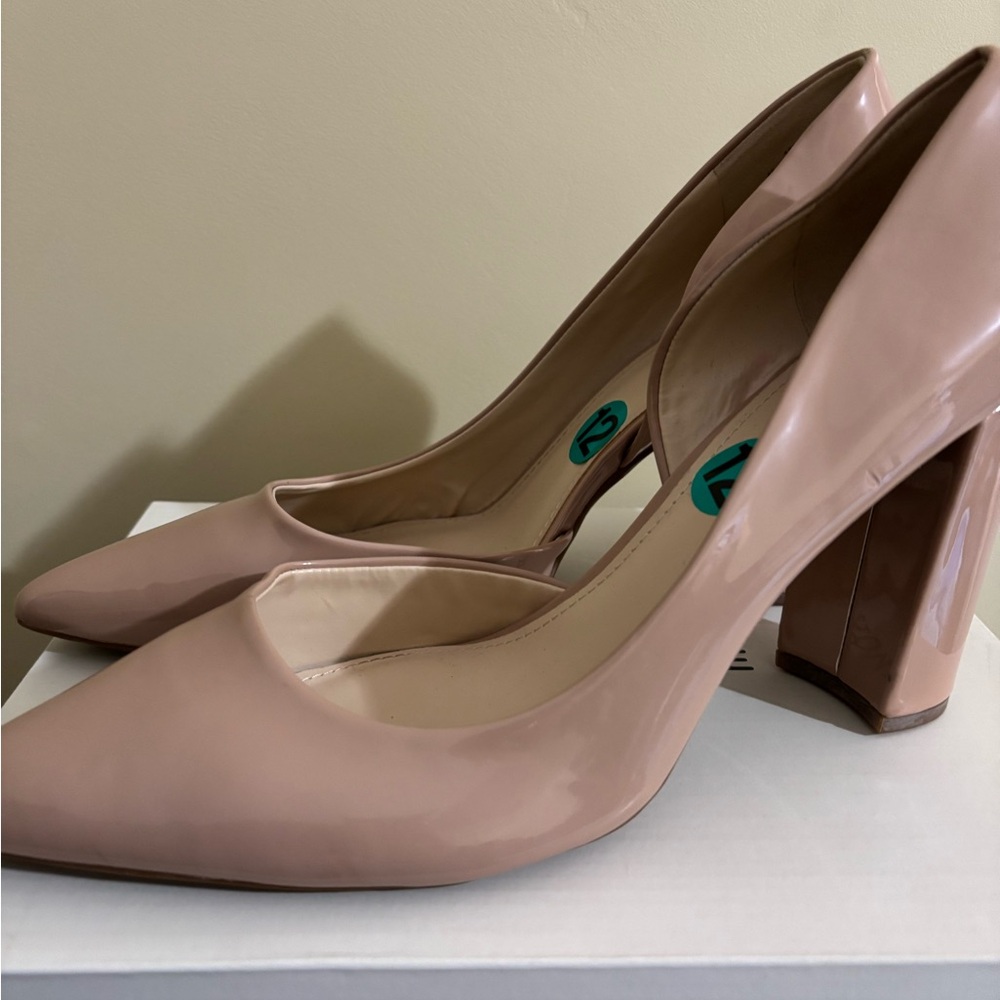 Nine West Tan Heels Pointed Toe Block Heel NWOB